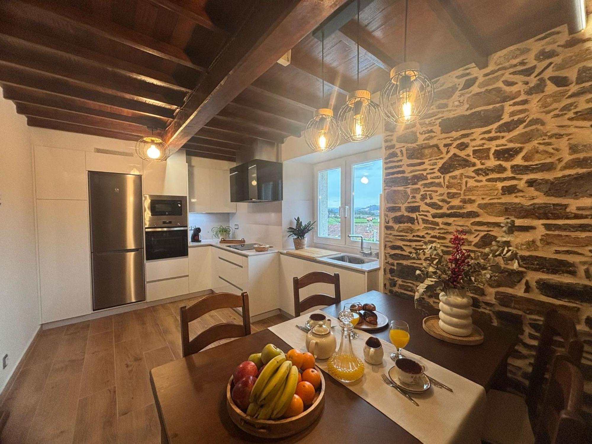 Casa Tarrio Con Piscina - Santiago De Compostela Villa Boqueixon Bagian luar foto
