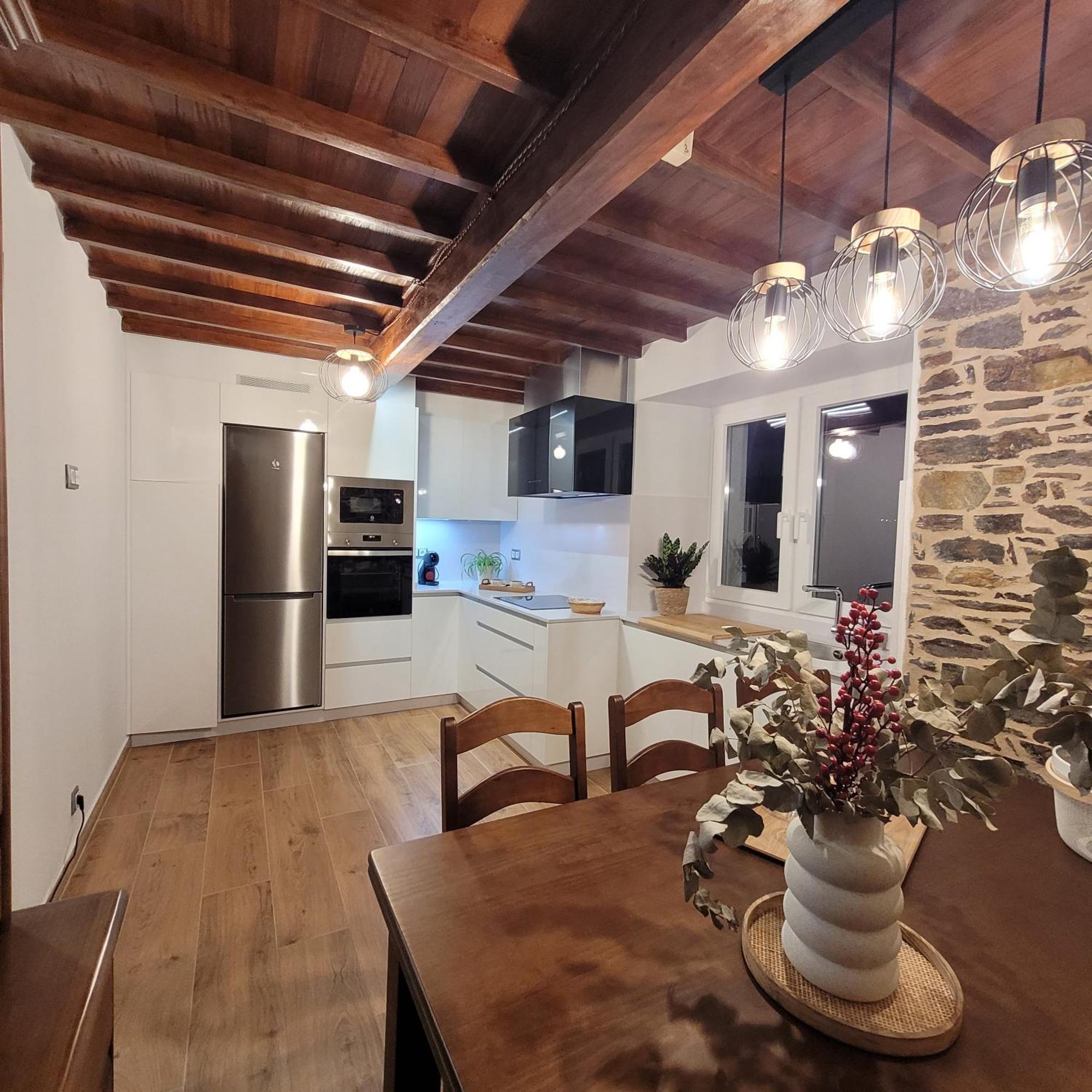 Casa Tarrio Con Piscina - Santiago De Compostela Villa Boqueixon Bagian luar foto